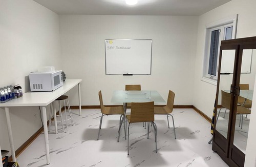 Oakridge Resort | Private room ∙ 1 guest