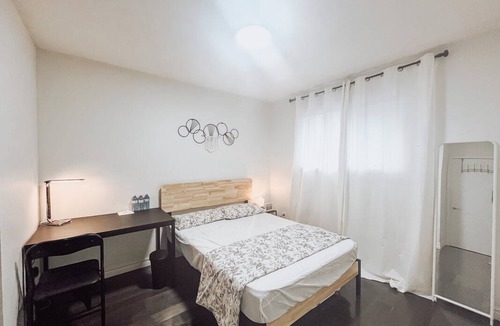 Emery Resort | Private room ∙ 1 guest