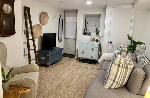 Cabbagetown Resort | Private room ∙ 2 guests