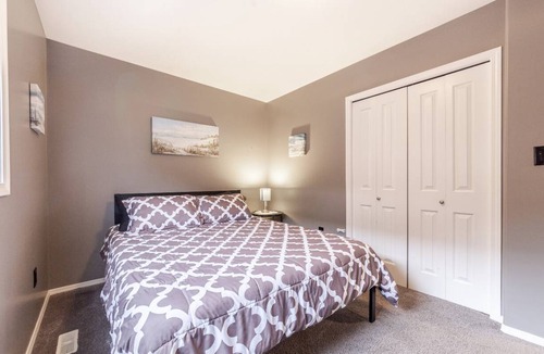Lloydminster Resort | Private room ∙ 2 guests