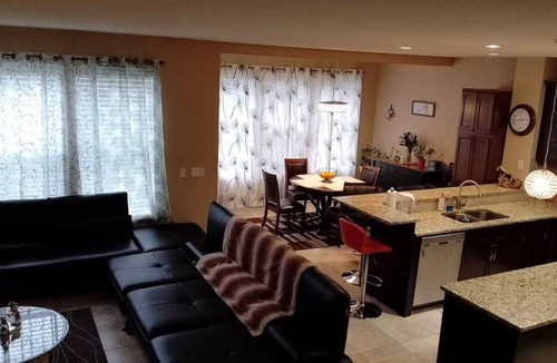 Auburn Bay Resort | Private room ∙ 2 guests