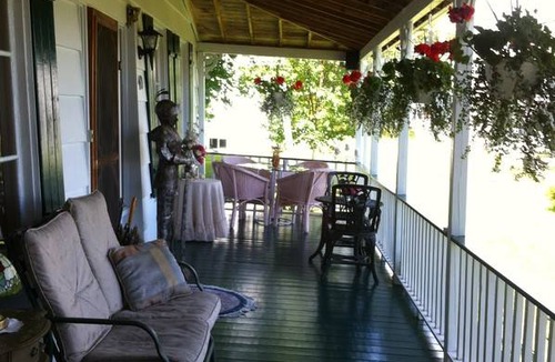 Pointe-au-Pic Resort | Private room ∙ 2 guests