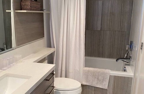 Fairview Apartment | Private room and washroom-Beautiful,Mountain view,fab location,bright space