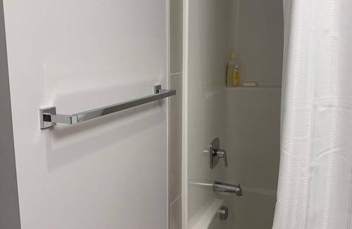 Marda Loop Resort | Private room ∙ 2 guests