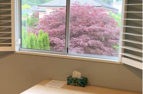 West Vancouver House | Private Room with Mountain view