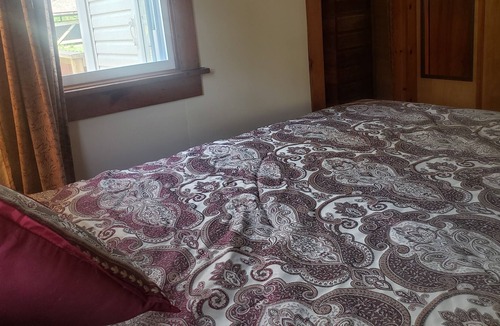 Wainfleet Cottage | Private sand beach. Lakeview. Spacious LongBeachCottages.com – Cottage #8