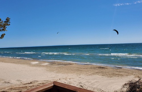 Wainfleet Cottage | Private sand beach. Lakefront. Spacious LongBeachCottages.com – Cottage #5