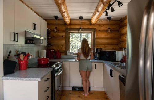 Lac Superieur Village Ski Chalet | Private SPA/Scrabble
