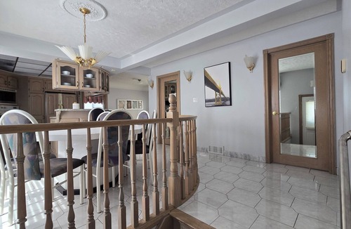 Highland House | Private Spacious Home - Central Location
