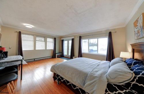Seafair House | Private Suite with Separated Entrance Monica's Home