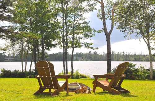 Queens County Cottage | Private Waterfront Cottage on the lake