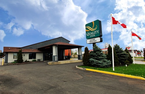 Peterborough Hotel | Quality Inn Peterborough