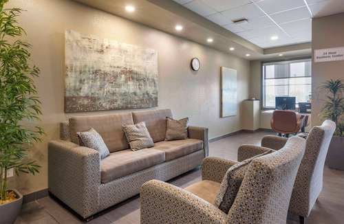 Moose Jaw Hotel | Quality Inn & Suites