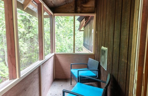 Havelock-Belmont-Methuen Ski Chalet | Queen Jr. Suite - Chalet #21
