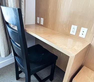 Downtown St. John's House | Queen Room at The Franklin Hotel on Water Street