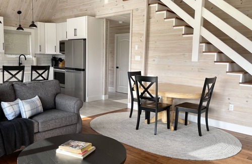 French River Cottage | Quiet 2 Bedroom Cottage With Water View Of The Sou'West River