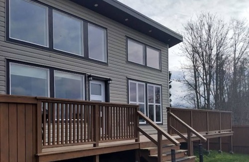 Otter Point House | Quiet and Private retreat close to Beaches and Wilderness