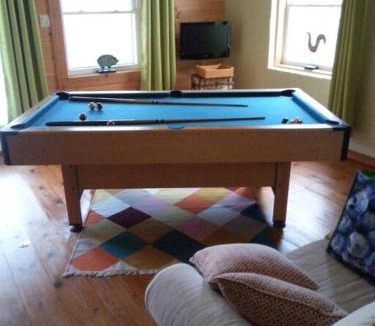 Val-des-Lacs Ski Chalet | Quiet, cozy and comfortable chalet
