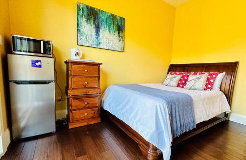 Richmond Bed & Breakfast | Quiet Room in Richmond