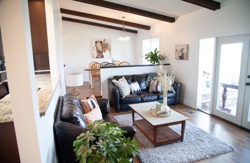 Central Okanagan House | Ranch House. Close to Vineyards, Kangaroo Farm, Horse Riding School and Beaches