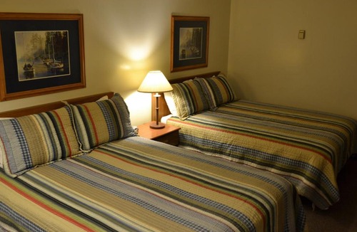 Medicine Hat Hotel | Ranchmen Motel