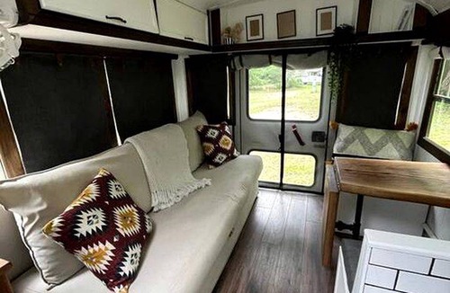 Miller Lake RV Rental | Recreational vehicle (RV) ∙ 1 bedroom ∙ 2 guests