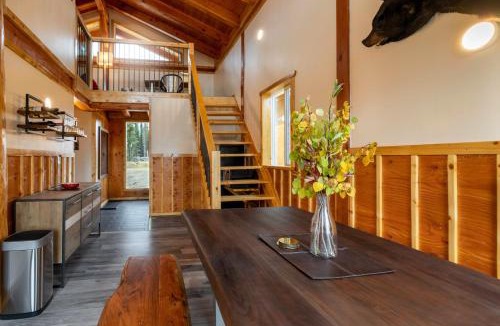 Nimpo Lake Resort | Red Cariboo Resort