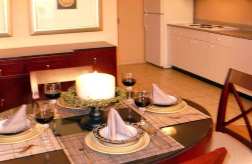 Saanich Hotel | Red Lion Inn and Suites