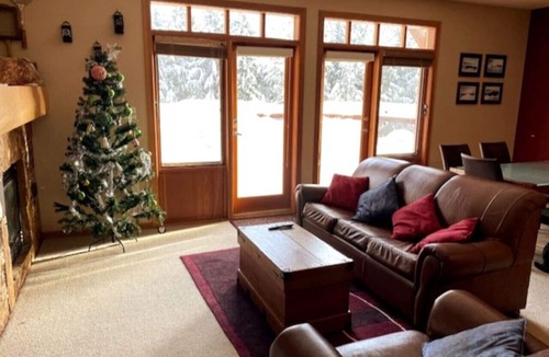 Rossland Condo | Red Rob #5 Red Mountain