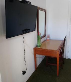 Collingwood Hotel | Relax Inn-Collingwood