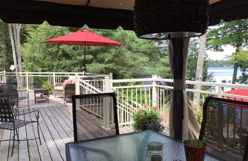 Bala Cottage | Relax, Unwind & Enjoy . Beautiful Lake Muskoka Cottage on Acton Island