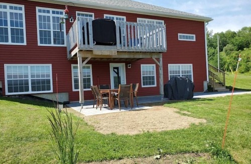Prince William Apartment | Relaxing Waterfront Private Queen Suite Apartment
