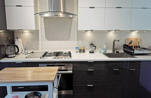 Fairview Condo | Relocation special/Kits Garden View Condo/30% OFF &Tax Free