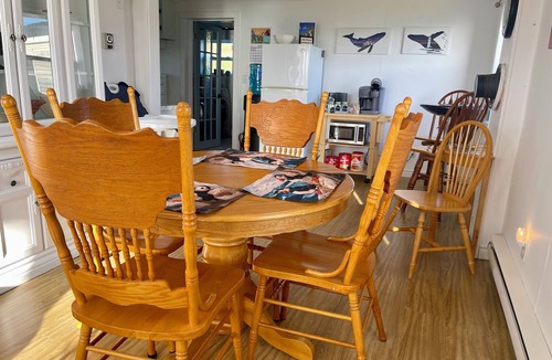 Terra Nova House | Renovated biscuit box style home. Located centrally to the best attractions.