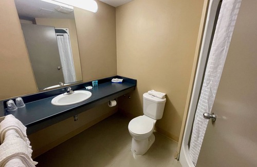 Ottawa Division Apartment | Residence & Conference Centre - Ottawa West