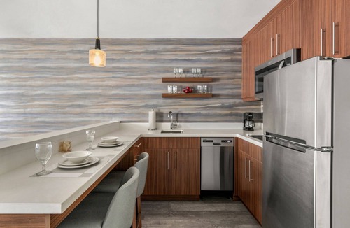 Laval Hotel | Residence Inn by Marriott Laval