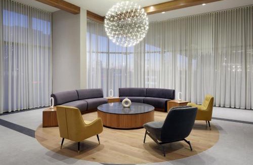 Cote-Des-Neiges—Notre-Dame-De-Grace Hotel | Residence Inn Montreal Midtown
