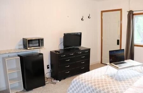 Port Stanton Hotel | Resort Lakefront resort pool, hottub, sauna, #1