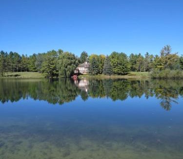 Adjala-Tosorontio Villa | Resort style entire guesthouse-2 rooms
