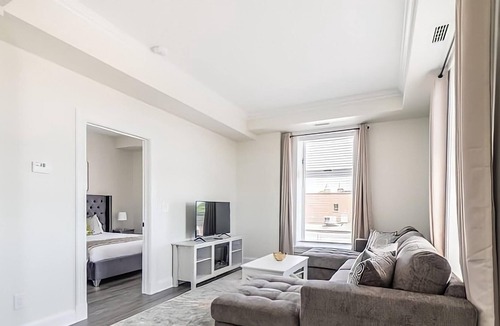 Smiths Falls Apartment | Rideau 2Br Signature Apartment Free Parking 3