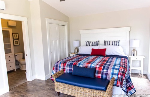 Sea View House | Riley Crest - Oceanview, walk to beach, modern, air conditioned - loft