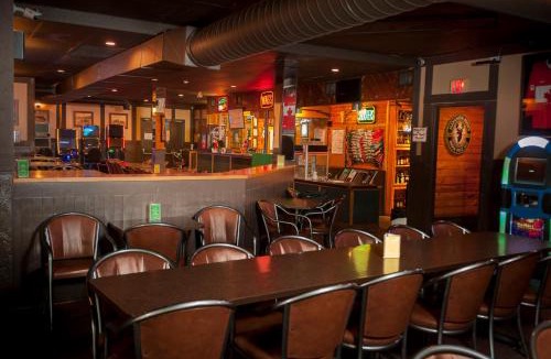 Nipawin Hotel | River Inn
