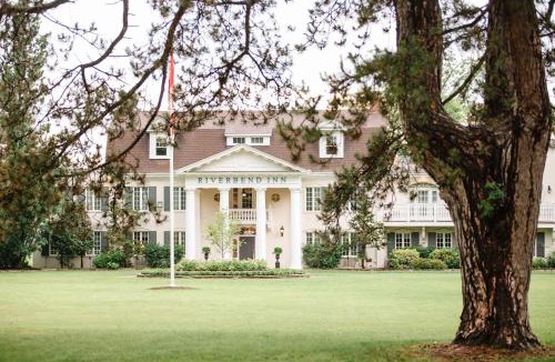 Niagara-on-the-Lake Hotel | Riverbend Inn & Vineyard