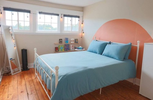 Burk's Falls Cottage | Riverfront Cottage w/Boat Launch Perfect Retreat!