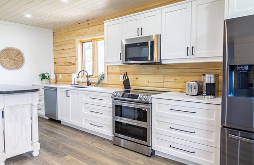 Trent Hills House | Riverside House: riverfront vacation home with private dock.