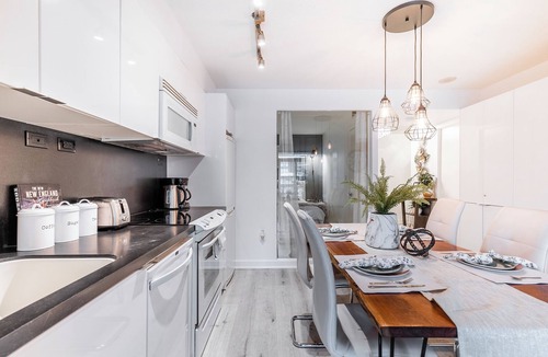 CityPlace Apartment | Rivetstays - The Parade