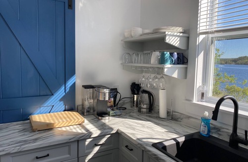 Bayside Cottage | Rock Haven Cottage, on the ocean!
