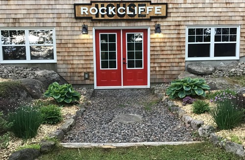 Muskoka Lakes Cottage | Rockcliffe House, Private Guest Suite on Brandy Lake