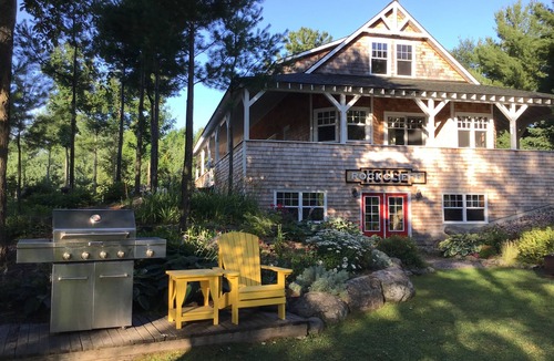 Muskoka Lakes Cottage | Rockcliffe House, Private Guest Suite on Brandy Lake