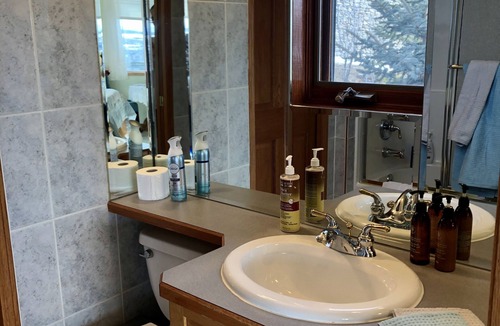 Cochrane Bed & Breakfast | Rocky Mountain View B&B